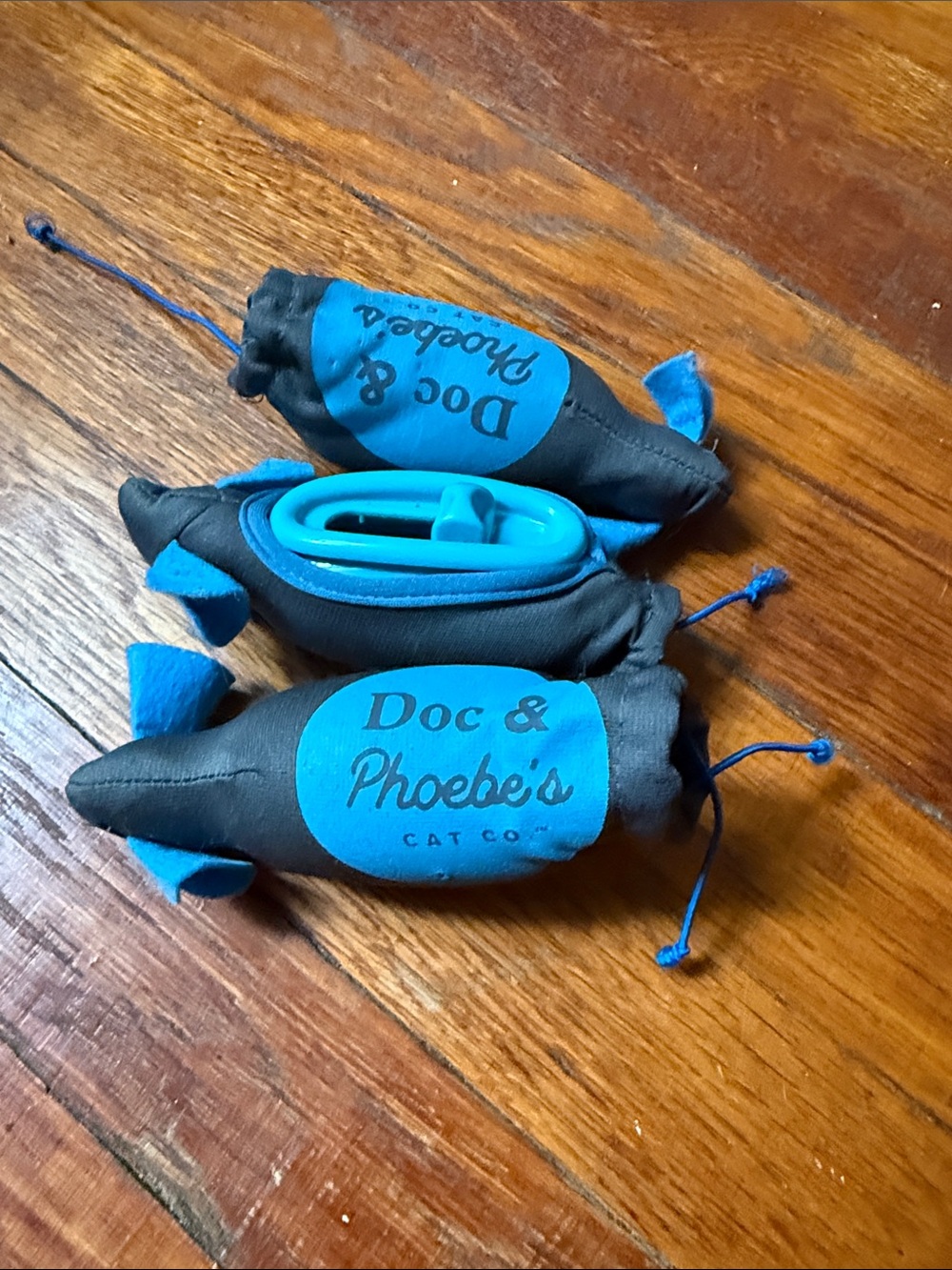Doc & Phoebe's Cat Co. Indoor Hunting Cat Feeder Kit
